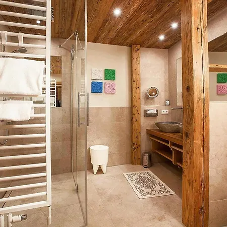 In With Mountain Views & * Konigsleiten