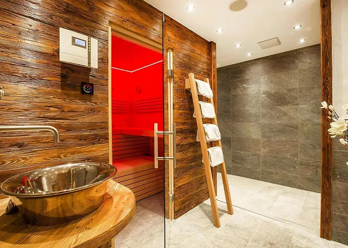 In With Mountain Views & كونيغشليتن